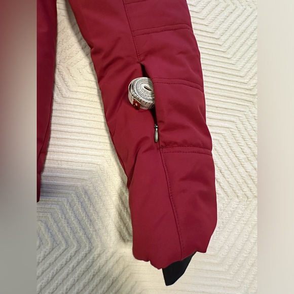 Obermeyer Tuscany II Insulated Jacket, Cranberry, Sz 4 - Picture 3 of 16